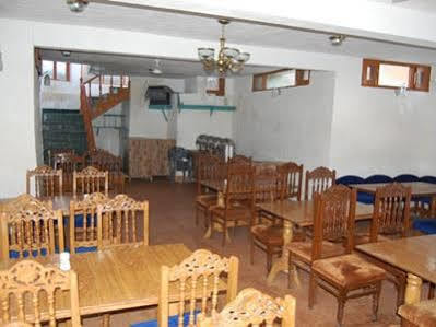 Hotel Zahgeer Continental - Srinagar Exteriér fotografie